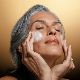 Re-Nutriv Rich Foam Cleanser