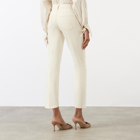 Sada Slim-Leg Cropped Jeans