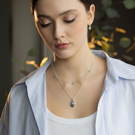 Aqua Chalcedony Stepping Stone Necklace