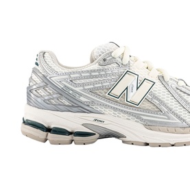 1906 Trainers