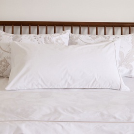 300 Thread Count Nacre Rolenio Pillowcase Set