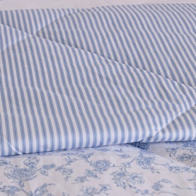 180 Thread Count Garden Bouquet Quilted Blanket