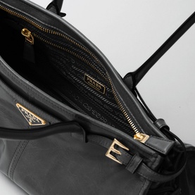 Bonnie Medium Leather Handbag