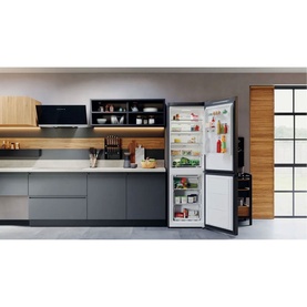 Freestanding 60cm Total NoFrost Fridge Freezer 70-30