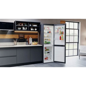Freestanding 60cm Total NoFrost Fridge Freezer 70-30