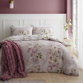 Carved Faux Fur Throw Pink