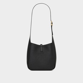 Le 5 &Agrave; 7 Shoulder Bag