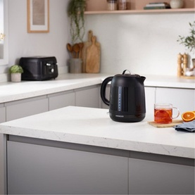 Dawn Kettle and Toaster Black