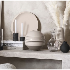 Iconic La Boule Seven-Piece Dinner Set