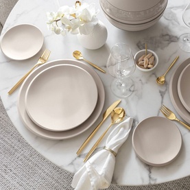 Iconic La Boule Seven-Piece Dinner Set