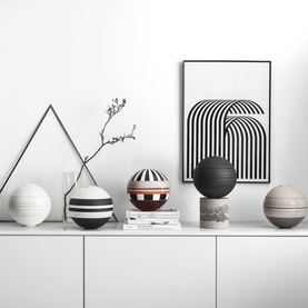 Iconic La Boule Seven-Piece Dinner Set
