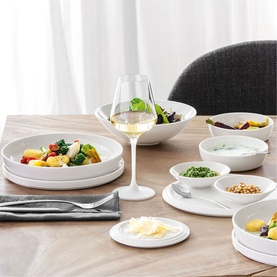 Iconic La Boule Seven-Piece Dinner Set