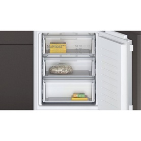 Built-in Fridge-Freezer with Freezer at Bottom