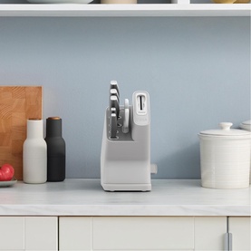 StaySharp Knife Block with Integrated Sharpener 6-Piece Stainless Set White