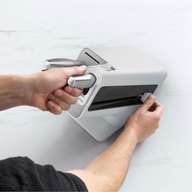 StaySharp Knife Block with Integrated Sharpener 6-Piece Stainless Set White