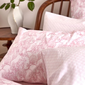 300 Thread Count Pink Magnolia Pillowcase Set
