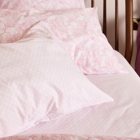 300 Thread Count Pink Trellis Pillowcase Set