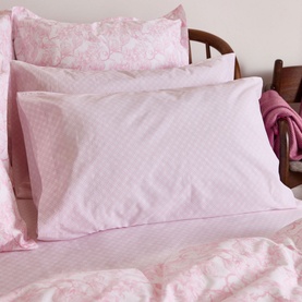 300 Thread Count Pink Trellis Pillowcase Set