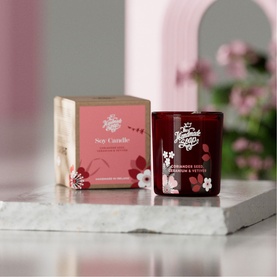 Coriander Seed, Geranium and Vetiver Scented Soy Candle