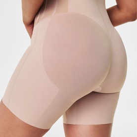 SPANXsupersculpt&trade; TotalContour High-Waisted Mid-Thigh Shorts