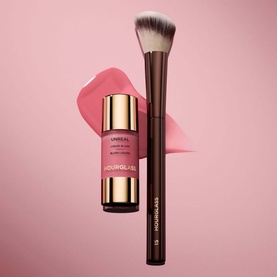 No. 15 Blush Brush