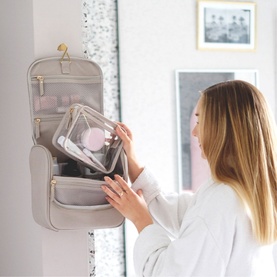 Hanging Washbag