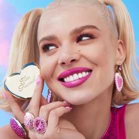 Born This Way Soft Blur Flexible Finish Setting Powder