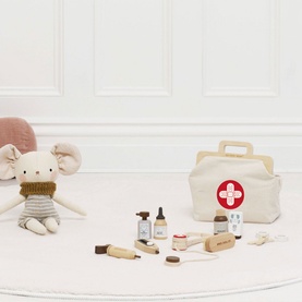 Wooden Animal Vet Set