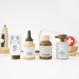 Wooden Animal Vet Set