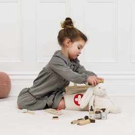 Wooden Animal Vet Set