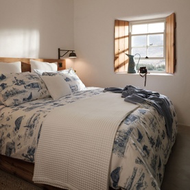 White Honeycomb Throw