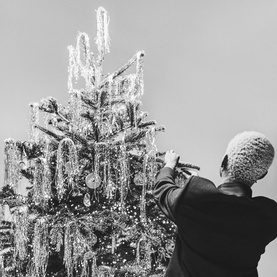 Mini Crystal Snowflake Tree Decoration
