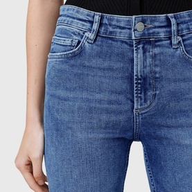 Haldan Mid-Rise Slim Bootcut Jeans