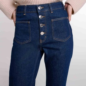 Mid-Rise Straight-Leg Jeans