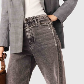 Chain Belt Wide Leg Jeans