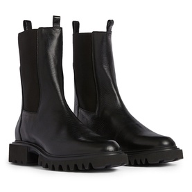 Hallie Chelsea Boots
