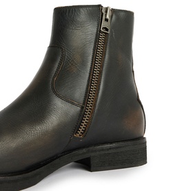 Lang Ankle Boots