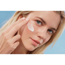 Youthtopia Peptide Plumping Apple Cream