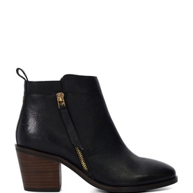 Paicing Ankle Boots