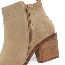 Paicing Ankle Boots