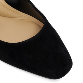Arriving Block Heel Courts