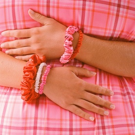 Pure Silk Assorted Scrunchie Cracker - Scarlet
