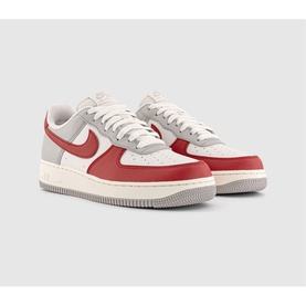 Nike Air Force 1 '07 LV8 Trainers