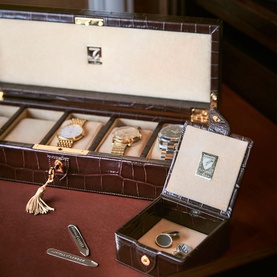 Stud Box