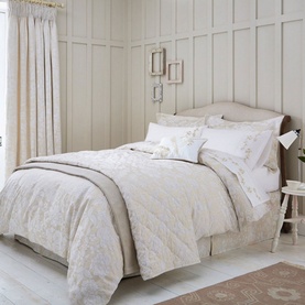 Pyramus Duvet Set Gold