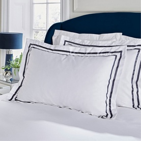 Abbot Duvet Set White Navy