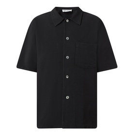 Box Patch Pocket Solid Shirt