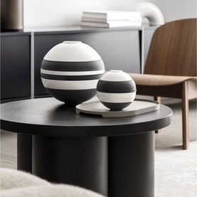 Iconic La Petite Boule Black & White