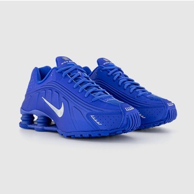 Shox R4 Trainers