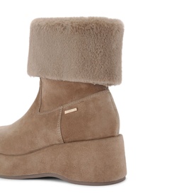 Apres Fur Shearling Boots